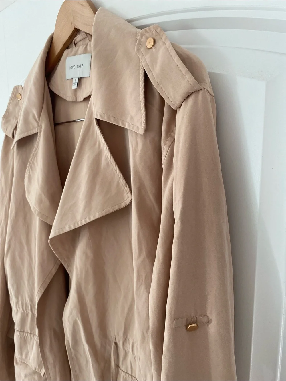 Love Tree Neutral Beige Lightweight Trench with Drawstring Waist size Large - Picture 7 of 9